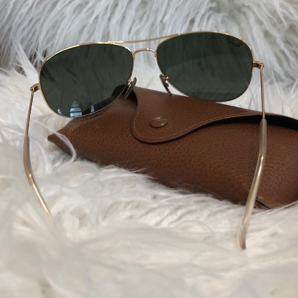 Ray Ban Aviators - Picture 2 of 7